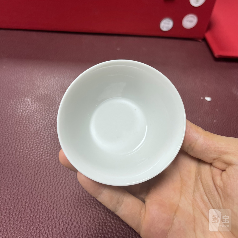 清雍正 墨彩描金博古图套杯一组 - 图23